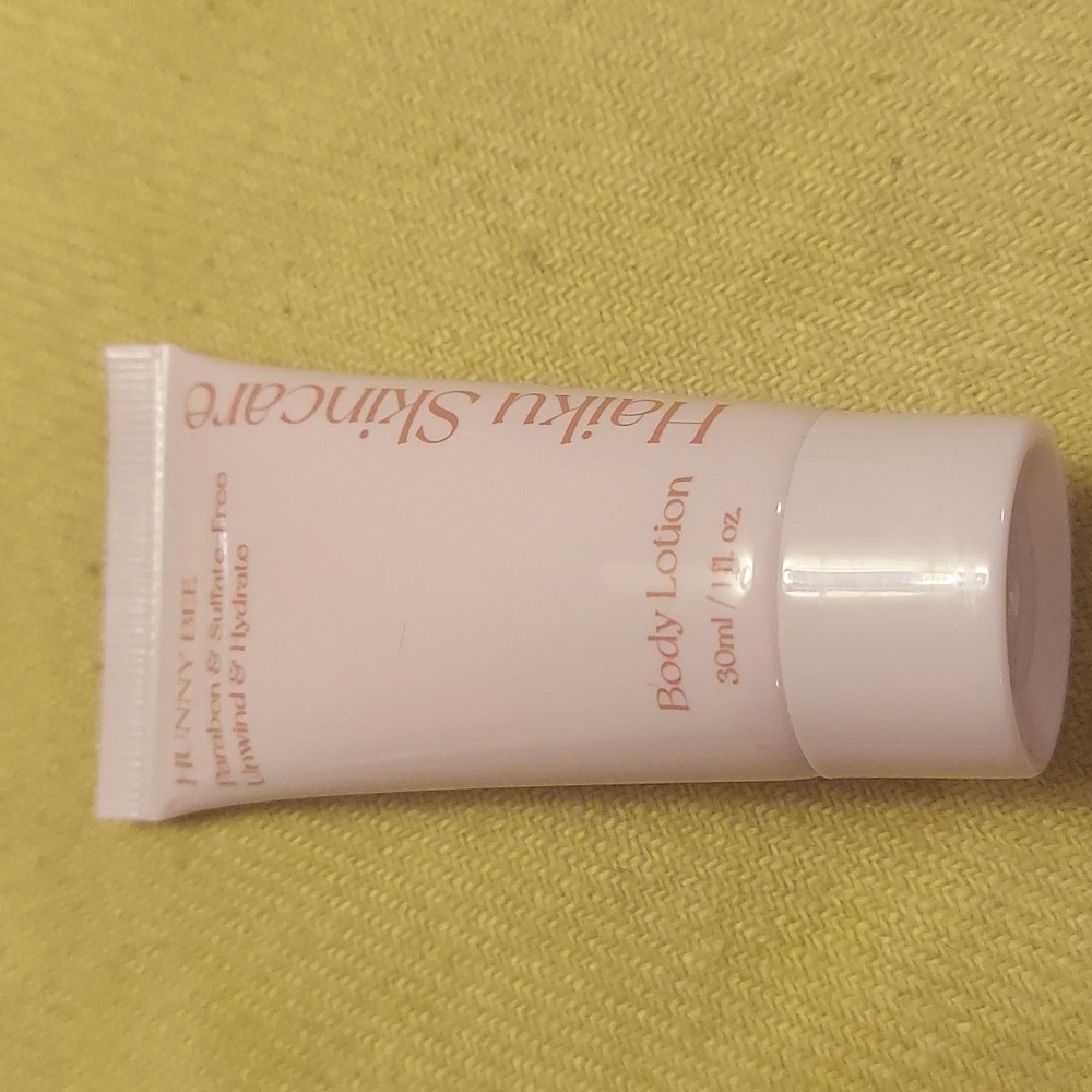 ❤️ Haiku Skincare Hunny Bee Body Lotion